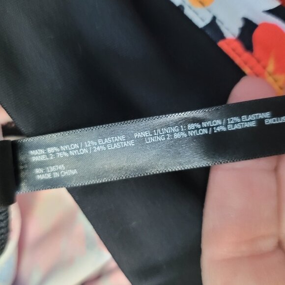 Lorna Jane Athletic Yoga Pants Size Medium Black & Bright Multicolor Floral - Picture 14 of 14